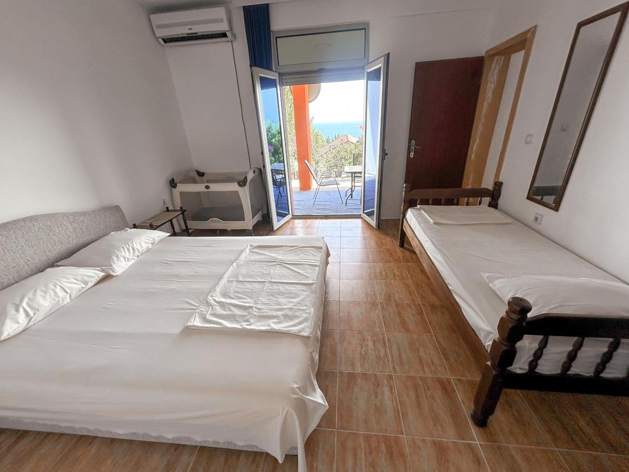 Apartments Olga Ulcinj Ngoại thất bức ảnh
